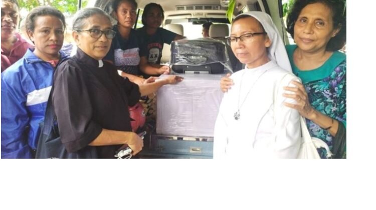 Ritual Kargo Bandara, Minyak Goreng dan Penolong Rumah Tangga