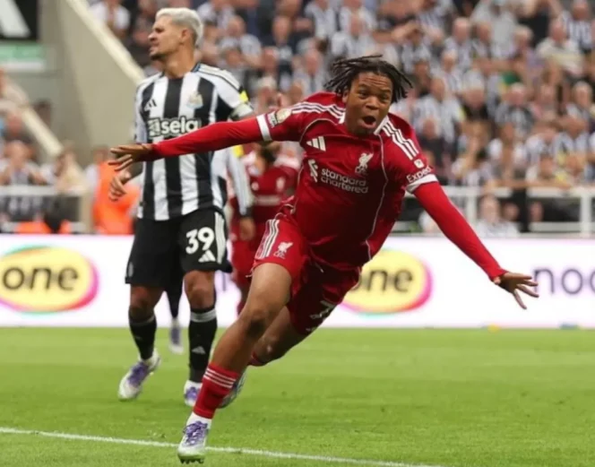 
					Rio Ngumoha rayakan gol penentu kemenangan Liverpool ke gawang Newcastle di St James’ Park, Selasa (26/8/2025). (Foto: IG Liverpool)