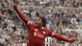 Rio Ngumoha rayakan gol penentu kemenangan Liverpool ke gawang Newcastle di St James&rsquo; Park, Selasa (26/8/2025). (Foto: IG Liverpool)