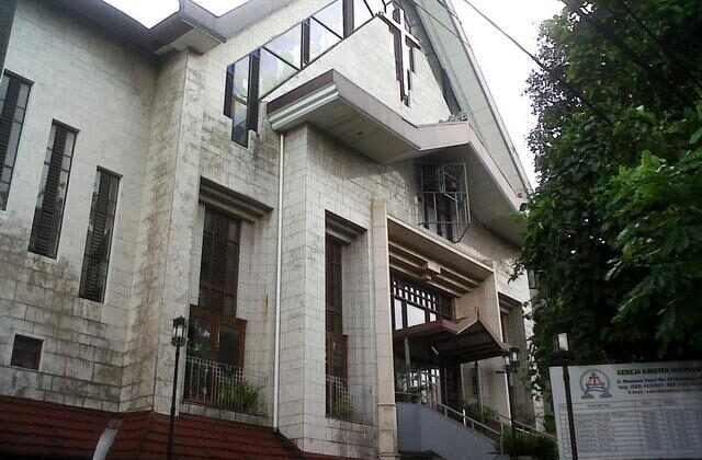 Mengapa GKI Maulana Yusuf Ada? *Dari Dago untuk Indonesia*